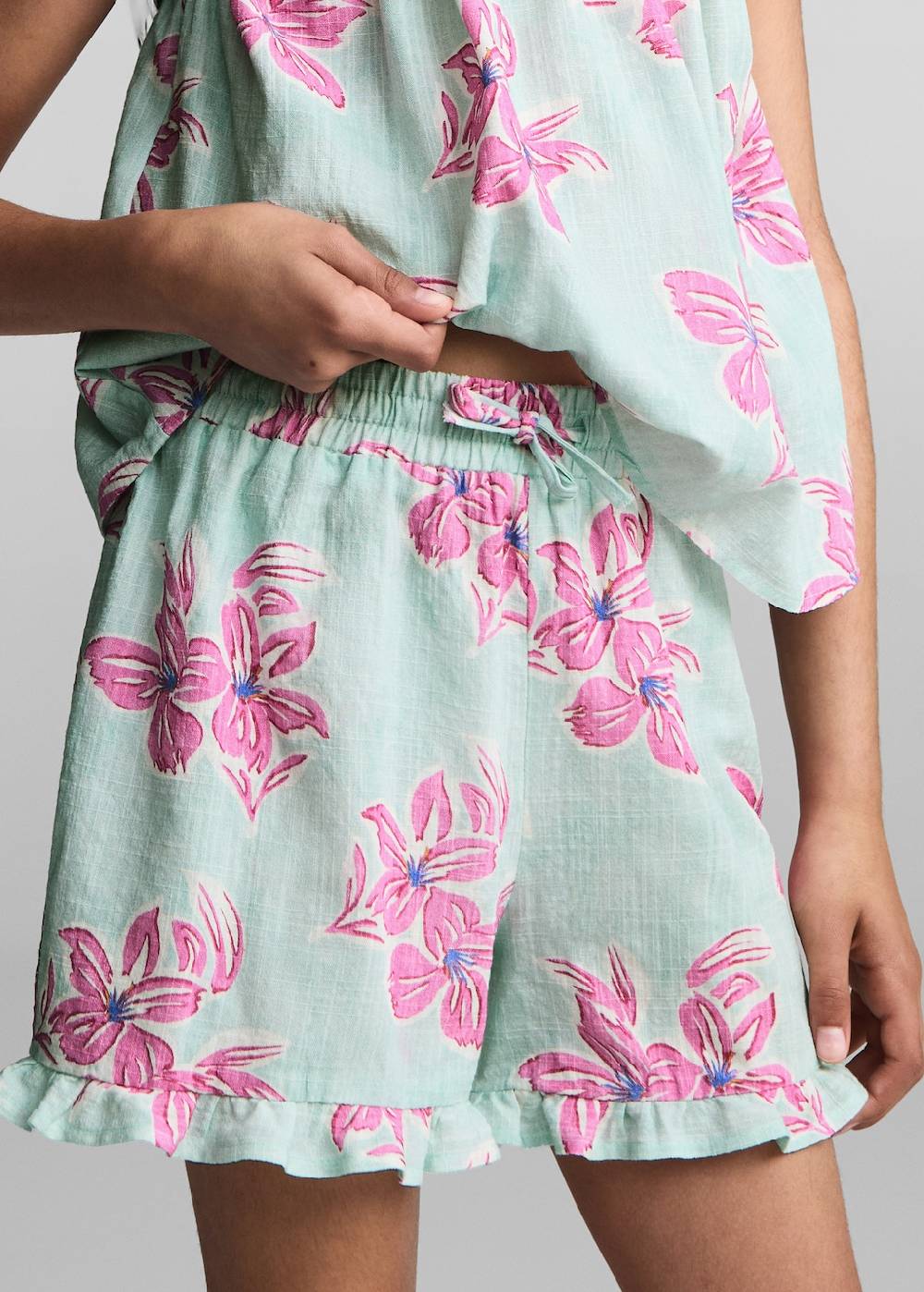 Mango Baumwollshorts Mit Blumenmuster