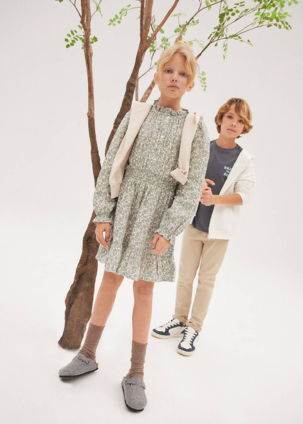 Mango Bedrucktes Rüschenkleid