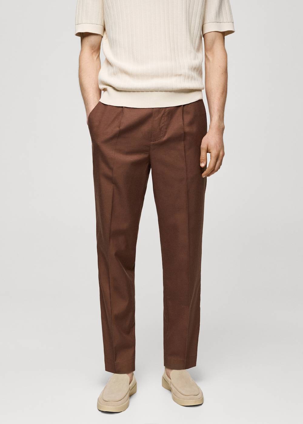 Mango Bundfaltenhose aus Lyocell mit Baumwolle