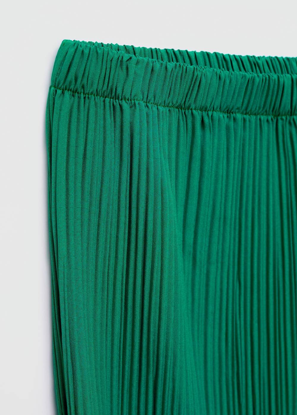 Mango Fließende Plissée-Hose