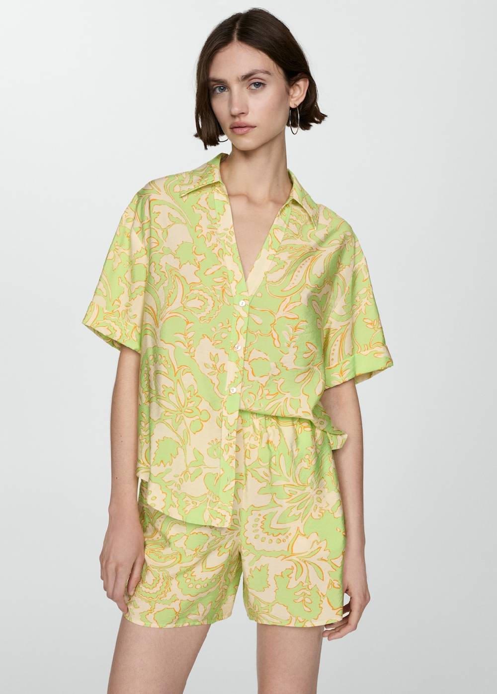 Mango Fließende Print-Shorts