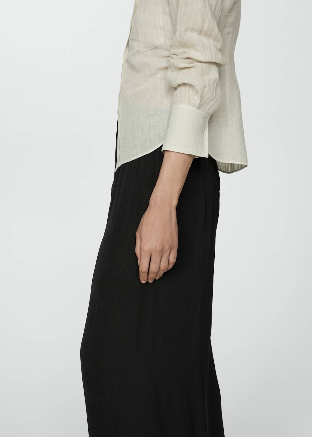 Mango Fließende Wideleg-Hose