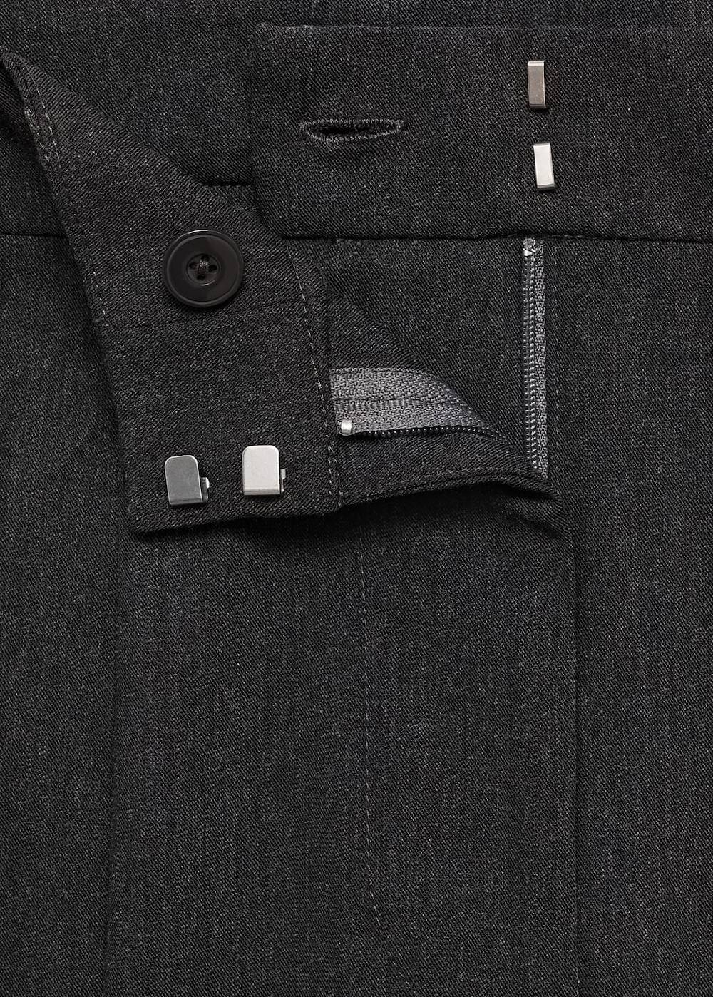 Mango Gerade Bundfaltenhose