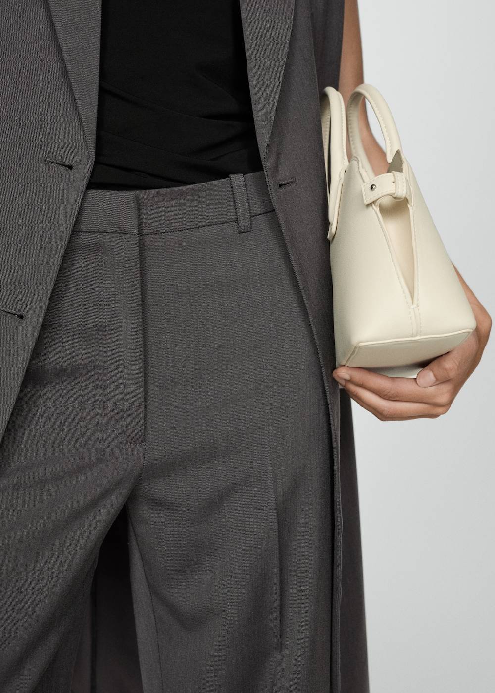 Mango Gerade Bundfaltenhose