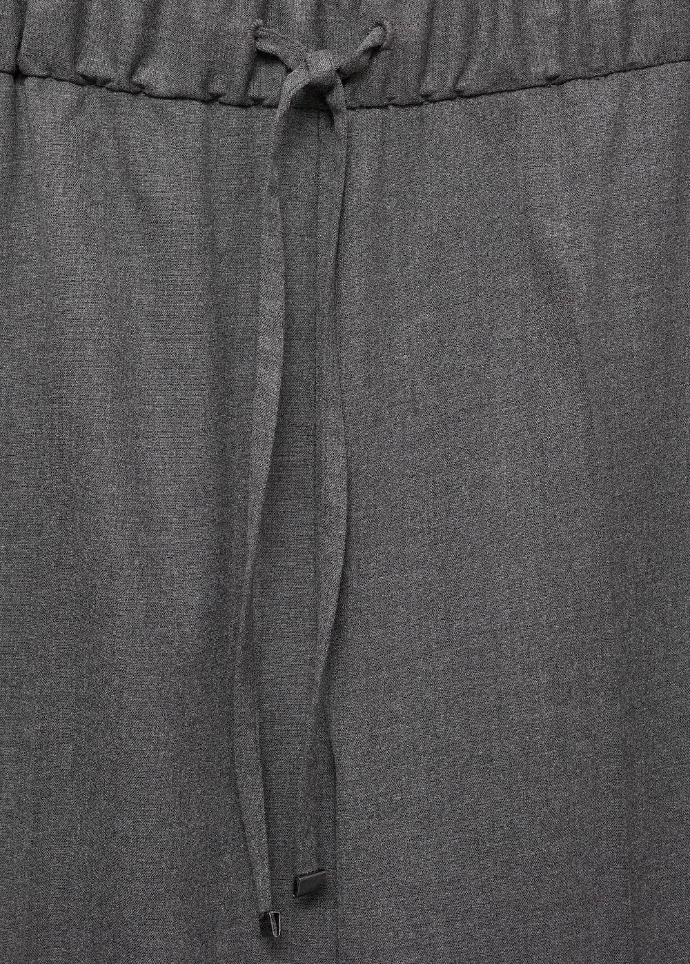 Mango Gerade, Fließende Hose