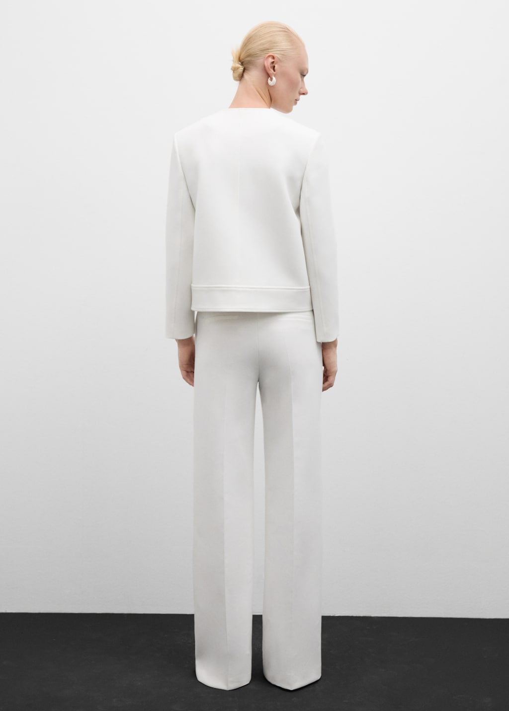 Mango Gerade, Fließende Hose