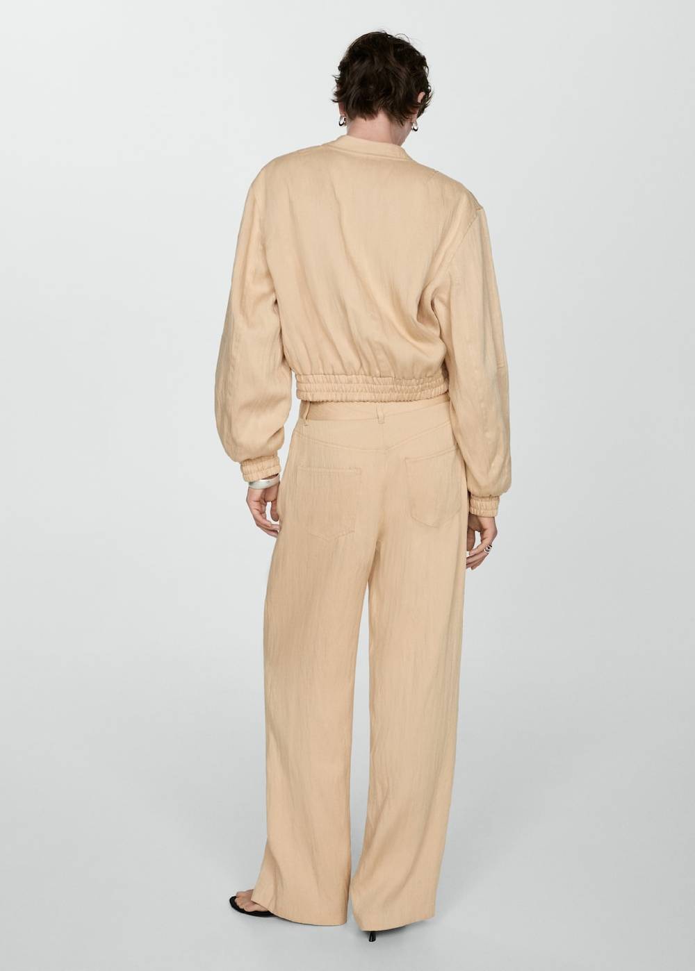 Mango Gerade, Fließende Hose