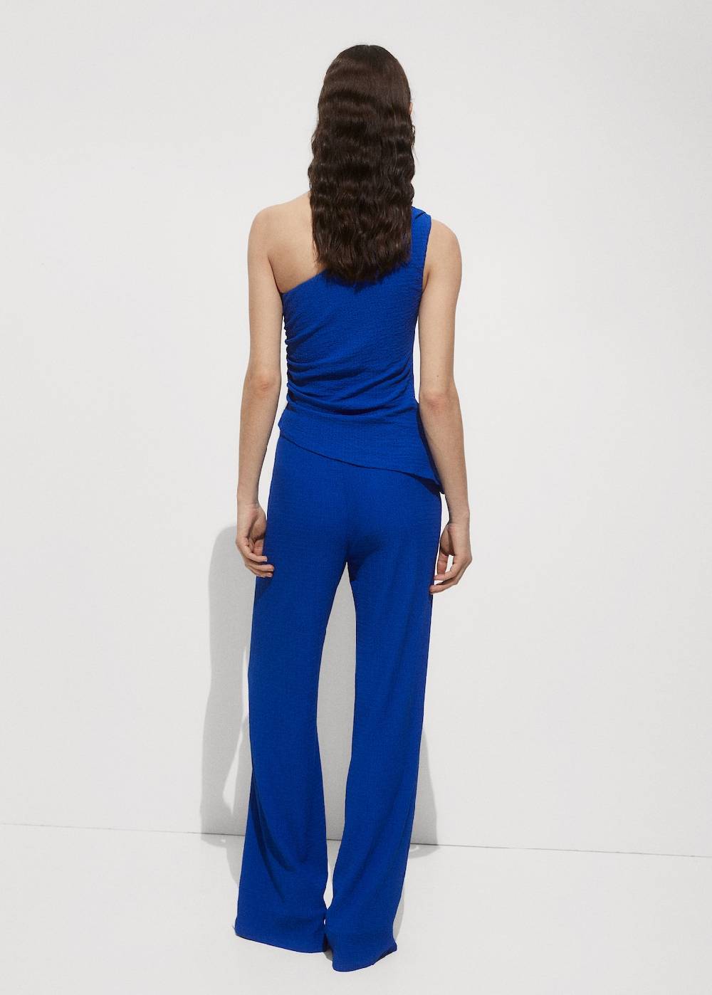 Mango Gerade, Fließende Hose