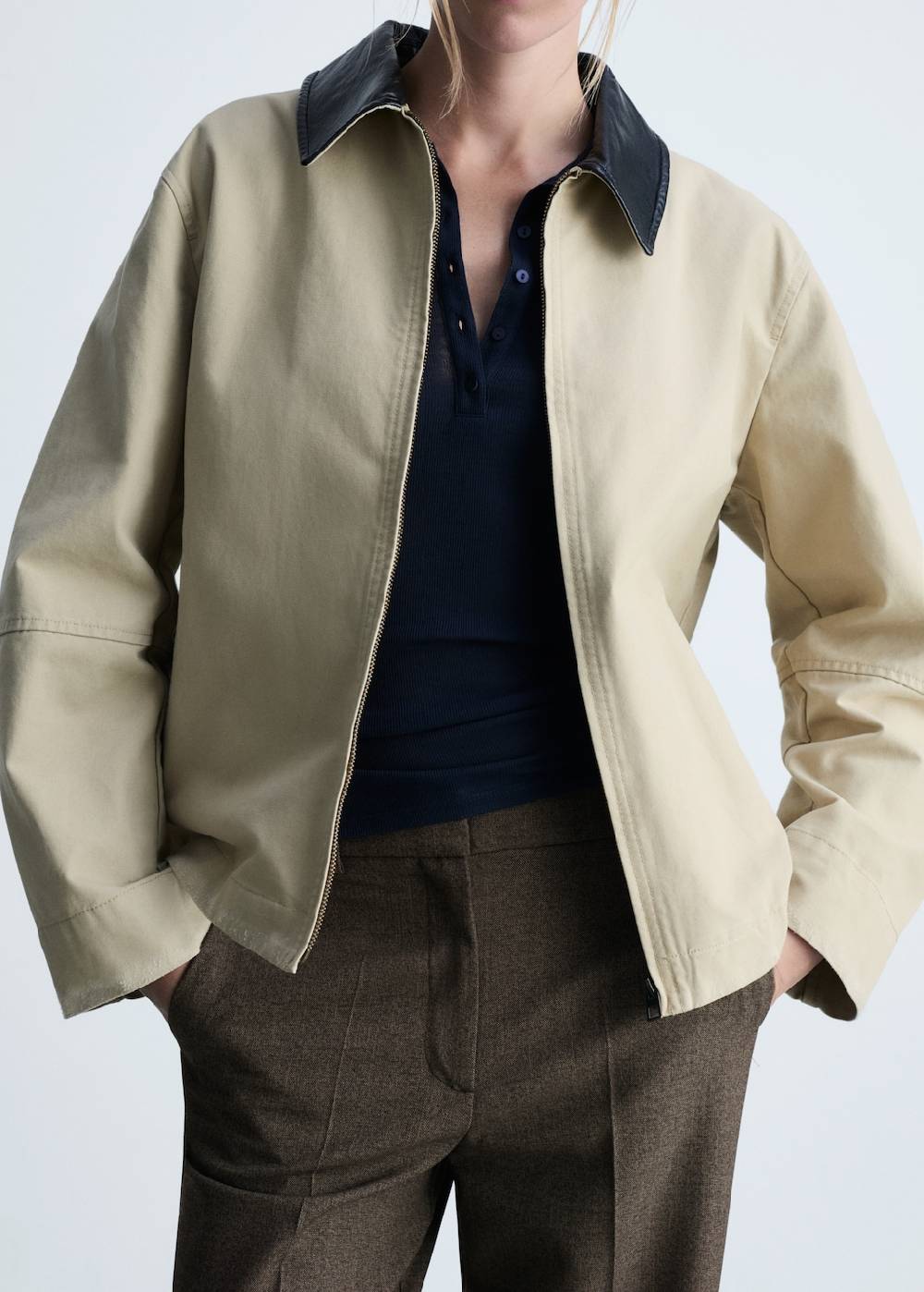 Mango Gerade, Fließende Hose