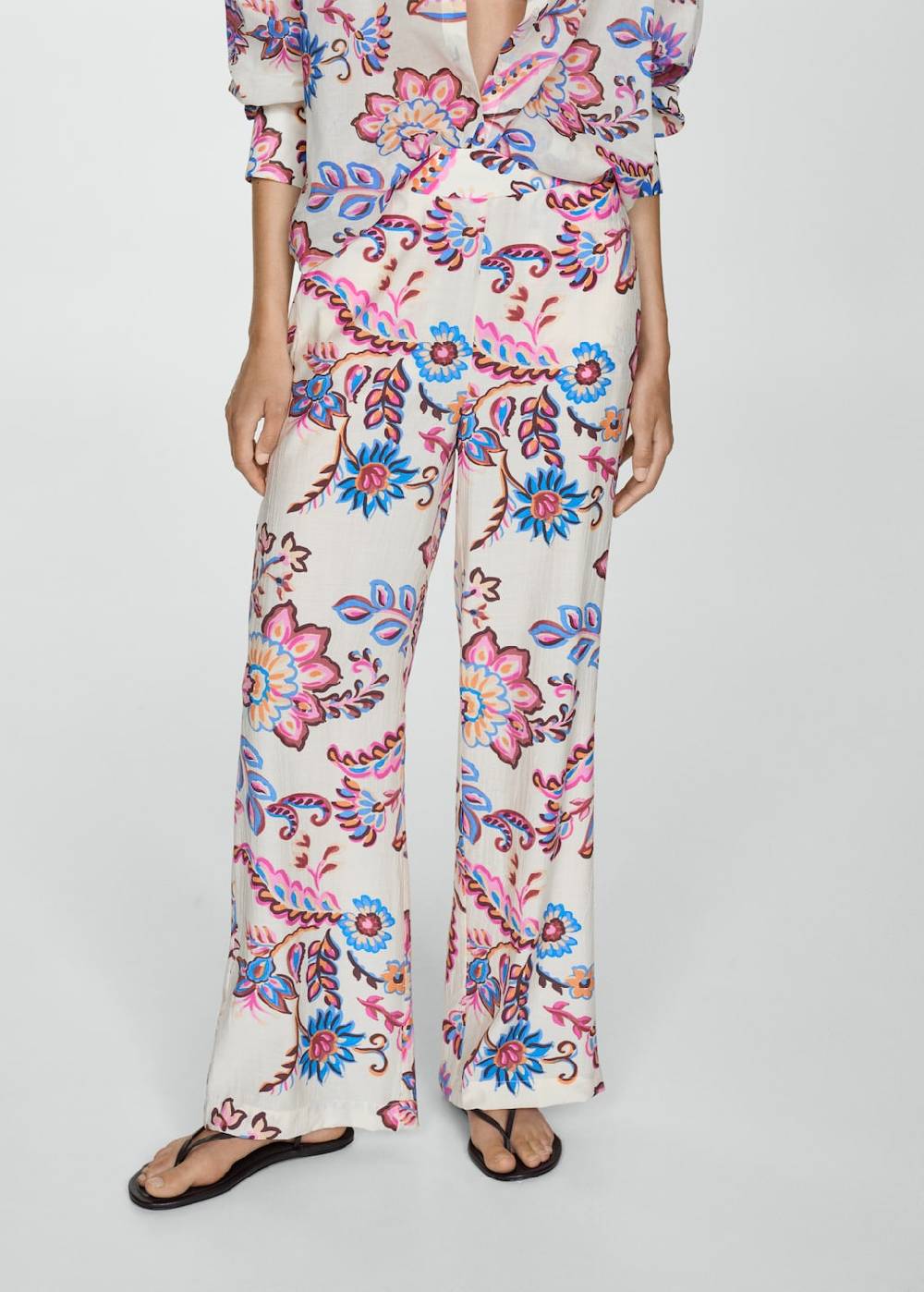 Mango Gerade Hose mit floralem Print