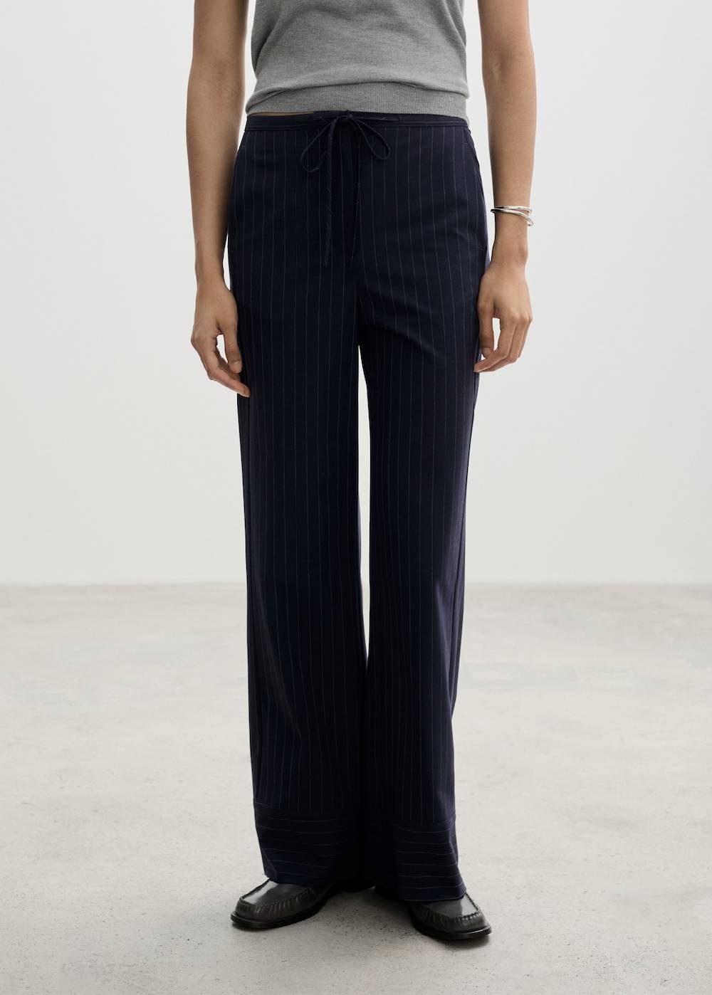 Mango Gerade Nadelstreifenhose