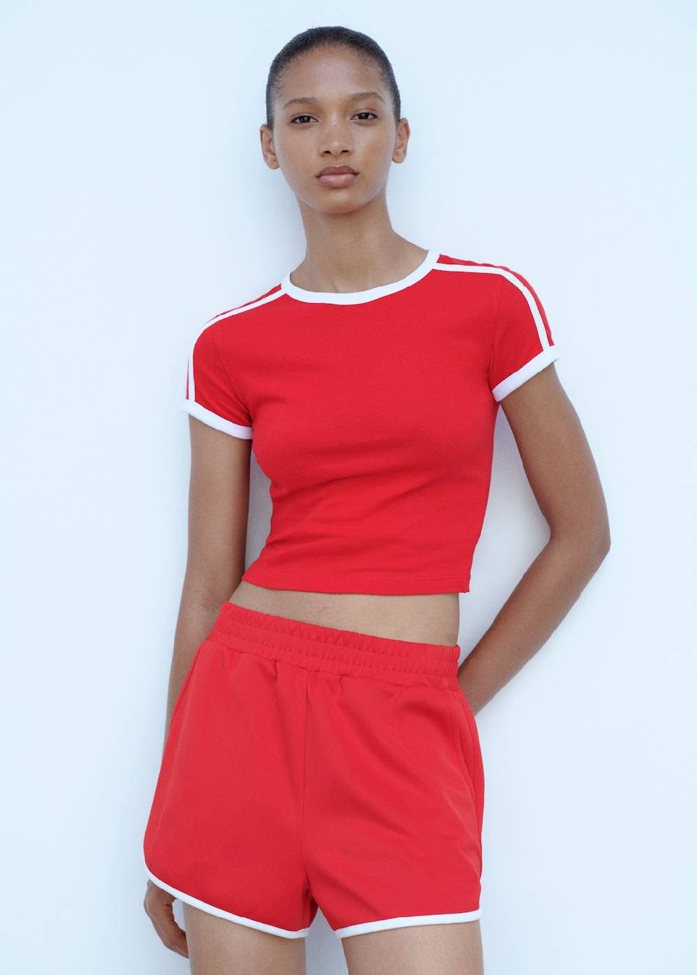 Mango Gerade Shorts mit Kontrastabschlüssen