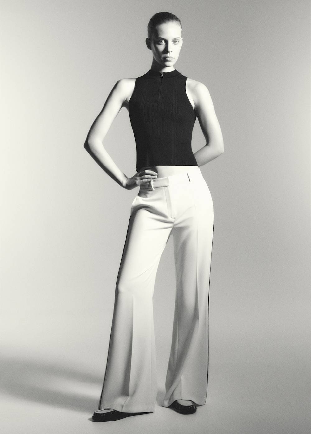 Mango Gestreifte Wideleg-Hose