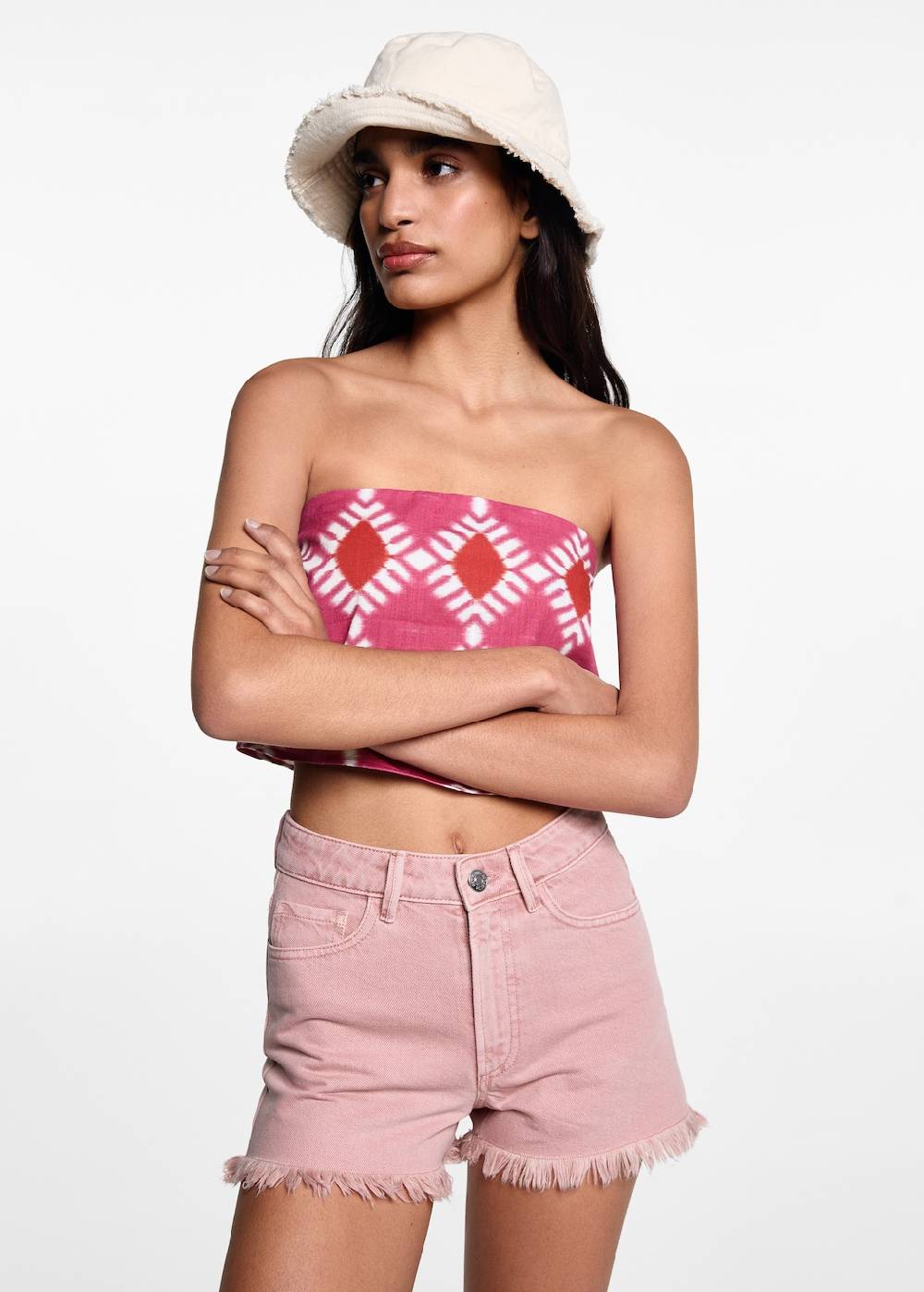 Mango Jeansshorts mit ausgefranstem Saum