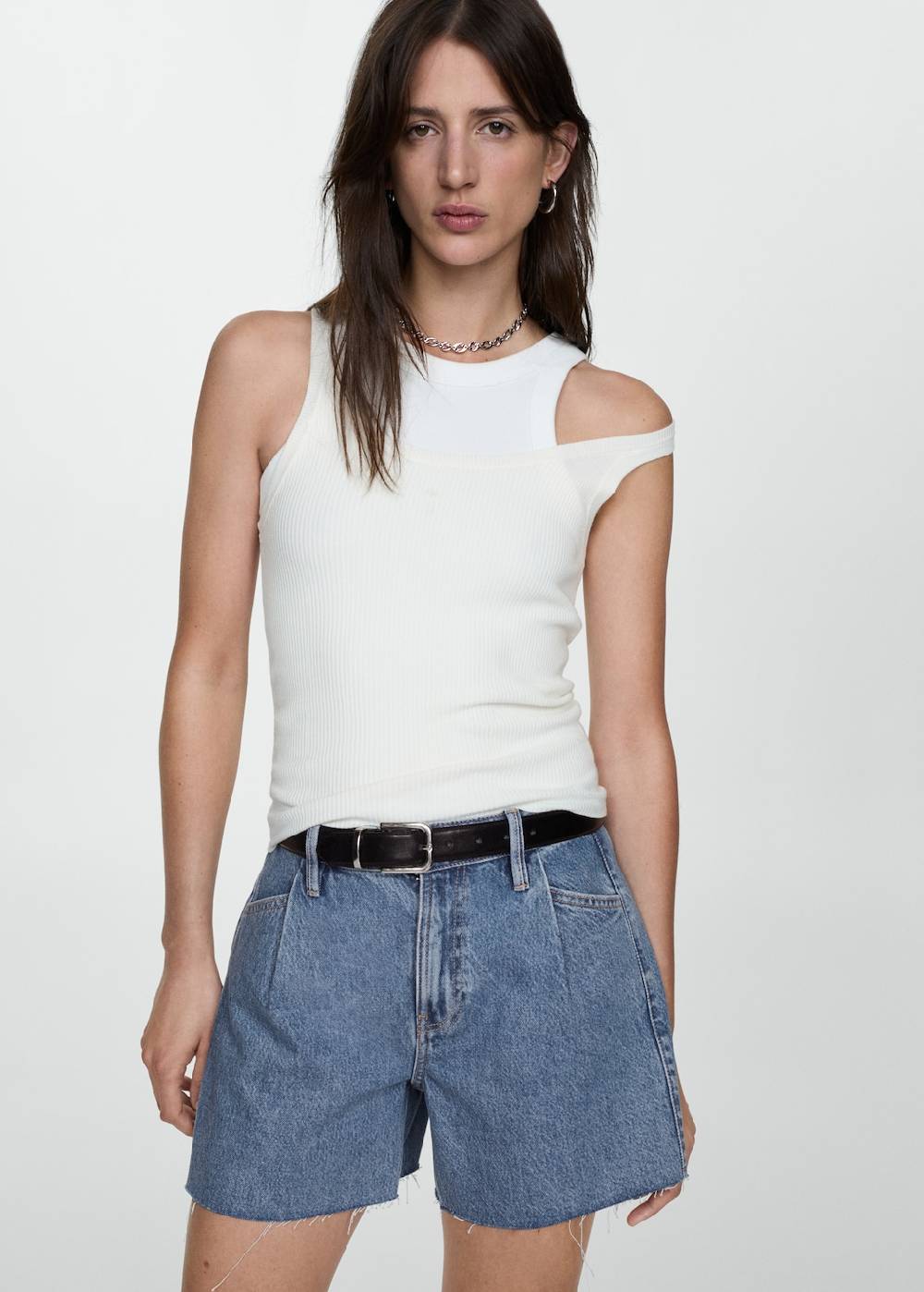 Mango Jeansshorts mit ausgefranstem Saum