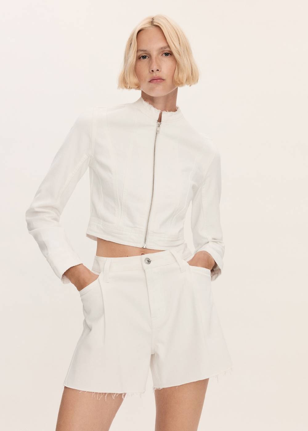 Mango Jeansshorts mit ausgefranstem Saum