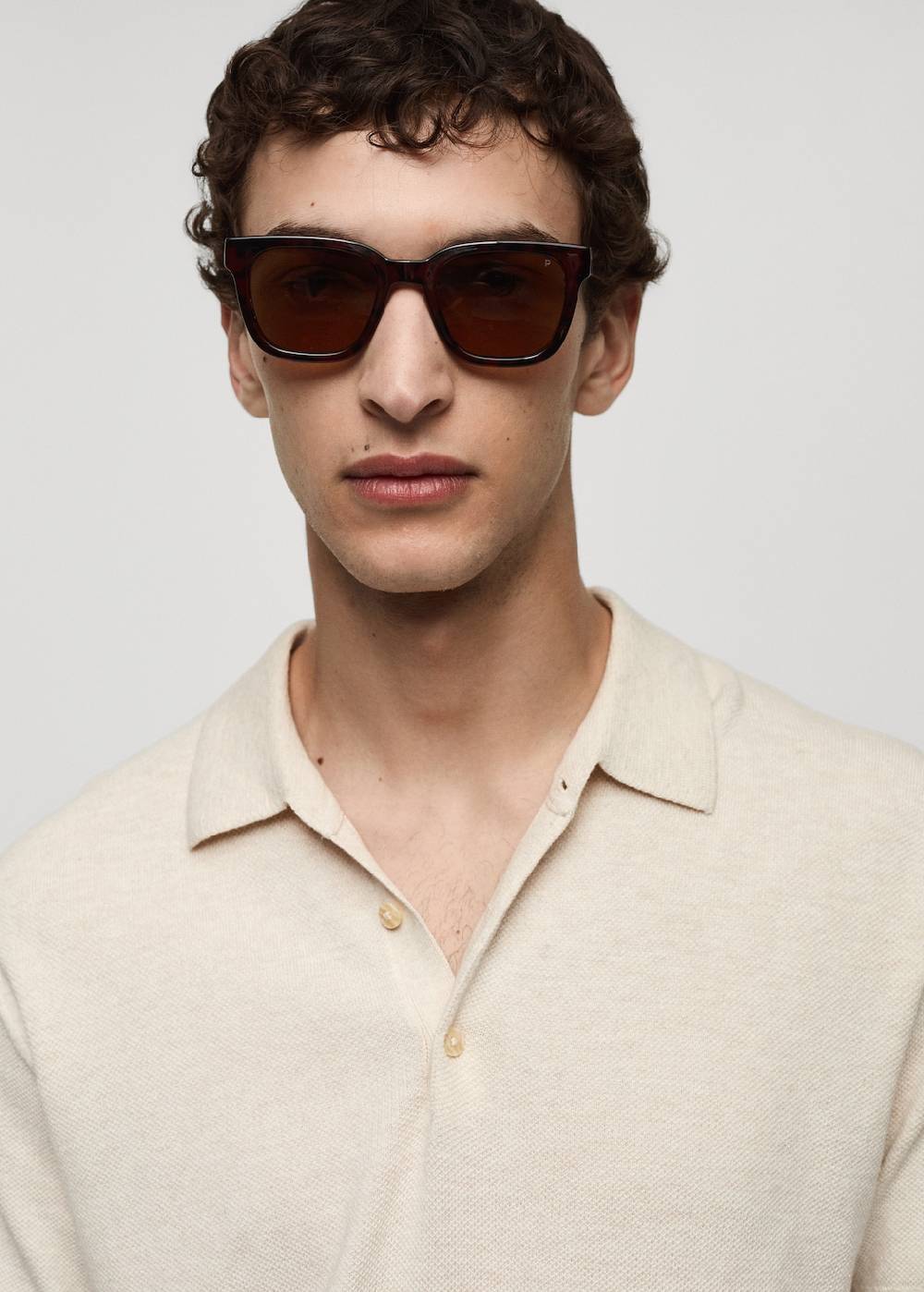 Mango Kurzärmliges Strick-Poloshirt