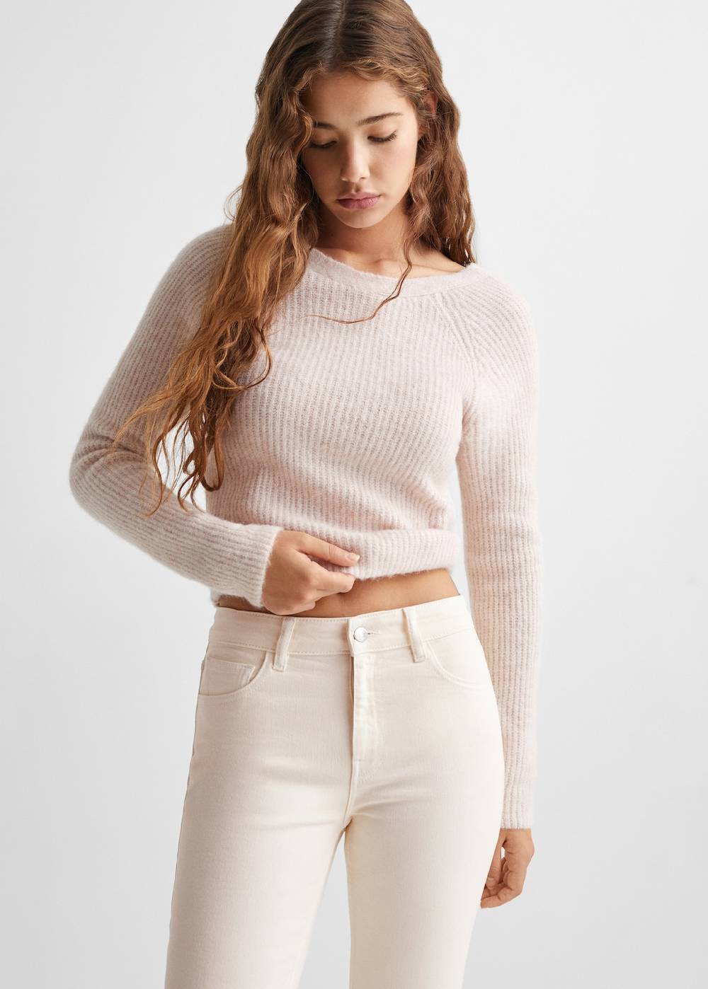 Mango Kurze Flared-Jeans