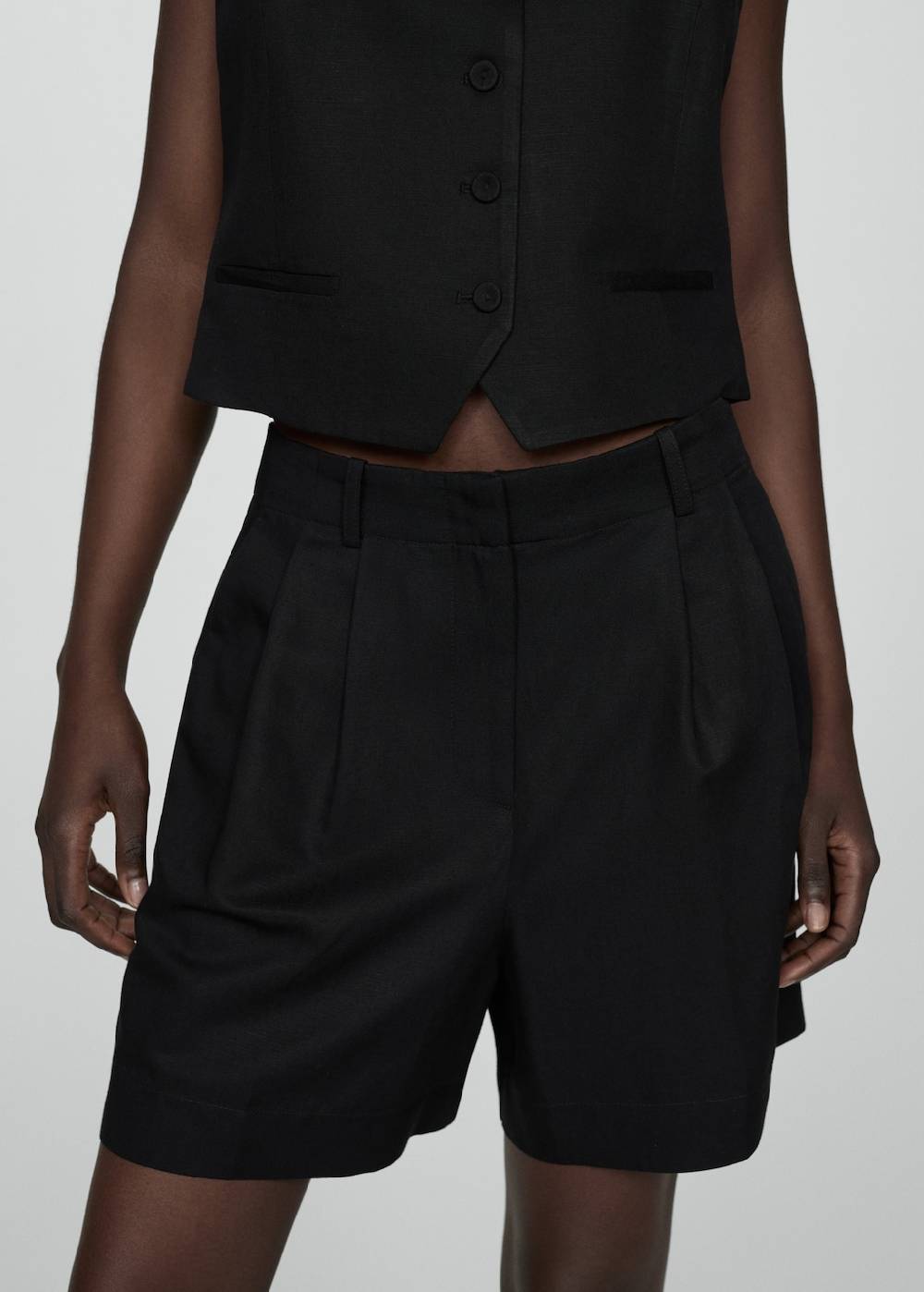 Mango Leinen-Bermudashorts Mit Bundfalten