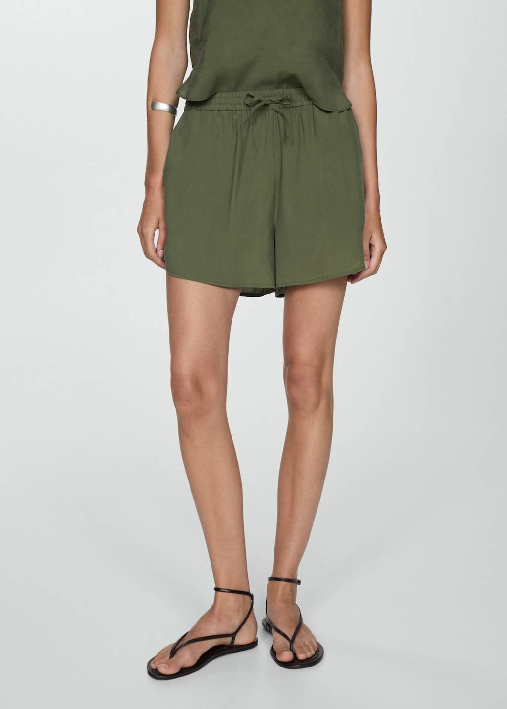 Mango Modal-Shorts mit Schleife