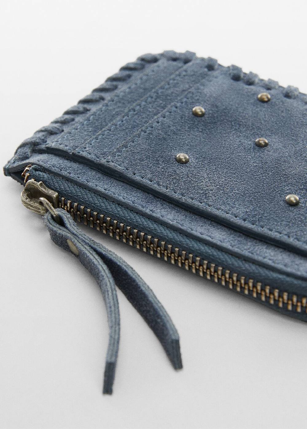 Mango Nietenverzierte Leder-Geldbörse