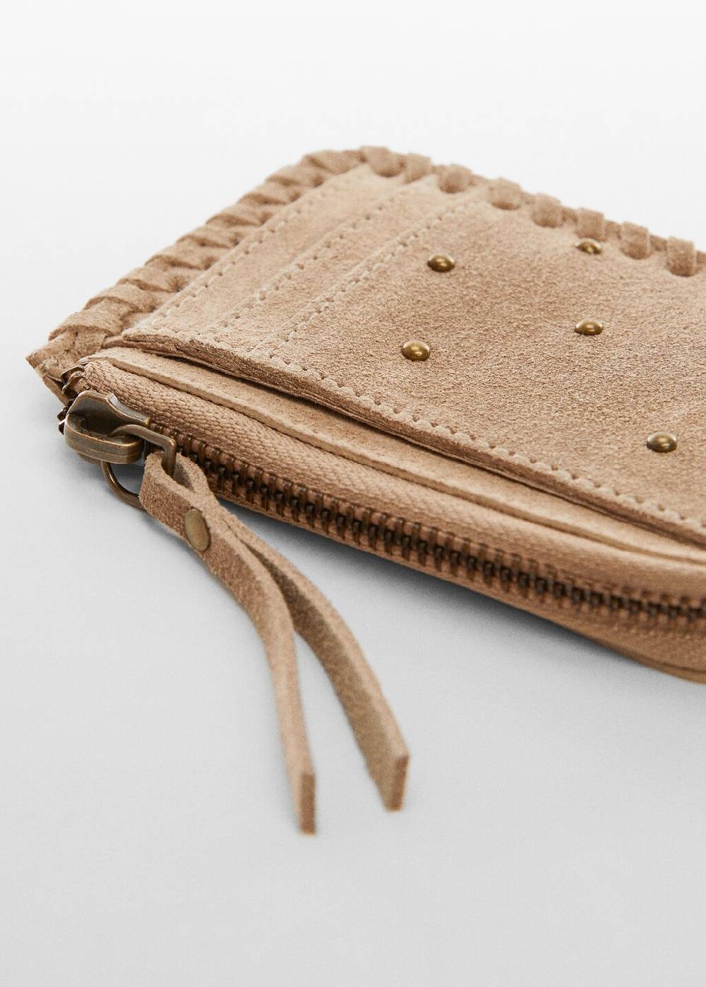 Mango Nietenverzierte Leder-Geldbörse