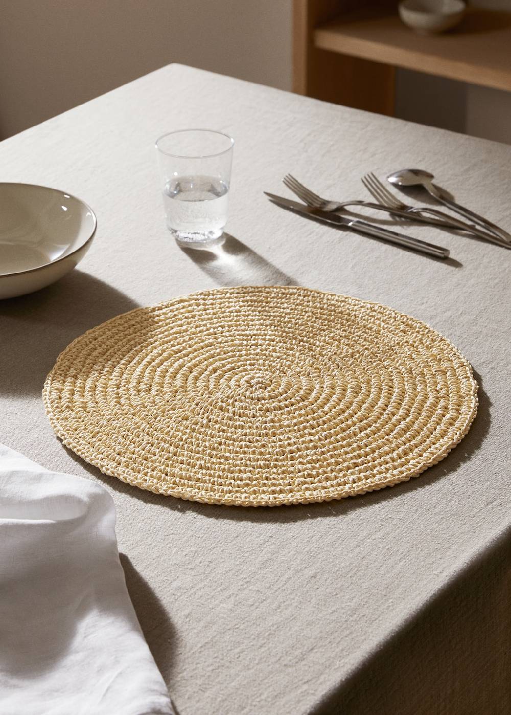 Mango Rundes Tischset im Flechtdesign