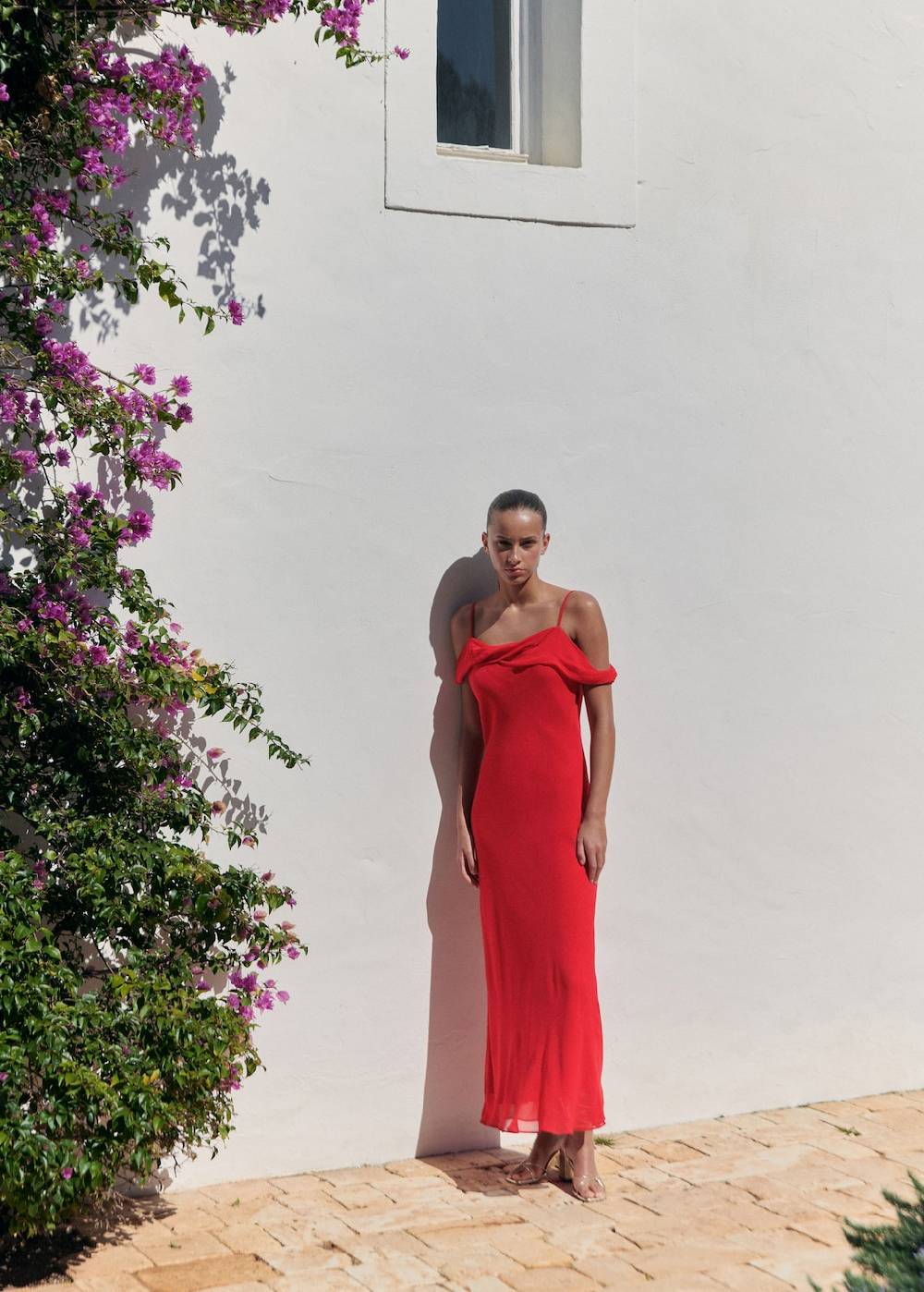 Mango Schulterfreies Midikleid