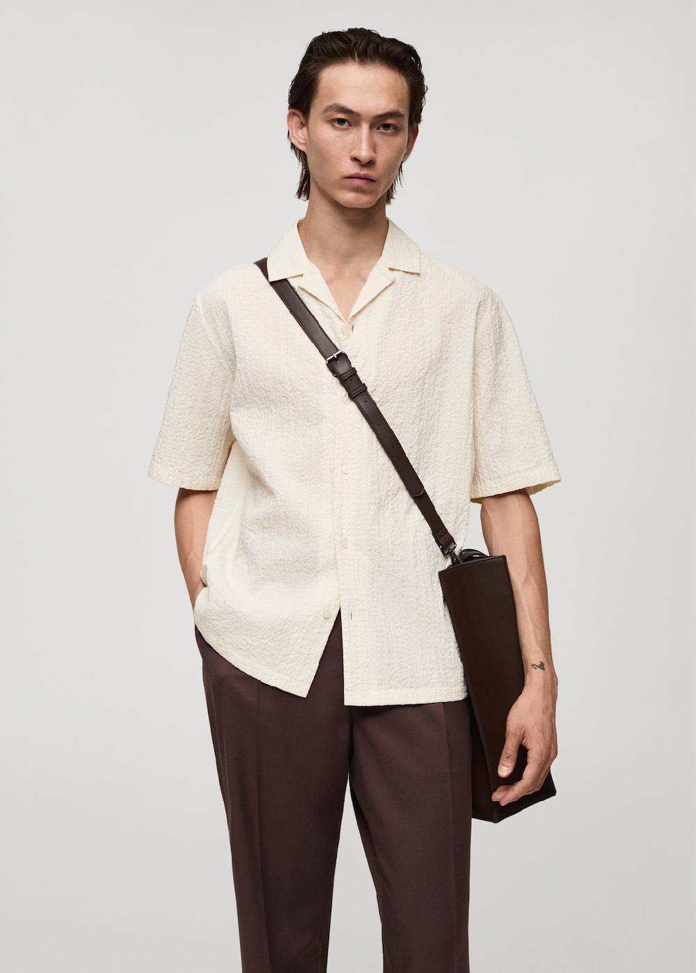 Mango Seersucker-Hemd mit Bowlingkragen