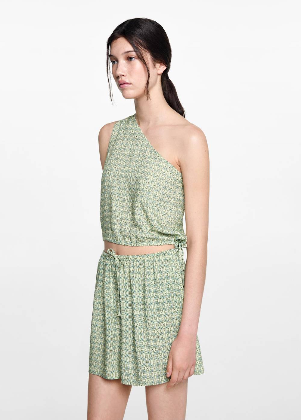 Mango Shorts mit geometrischem Print