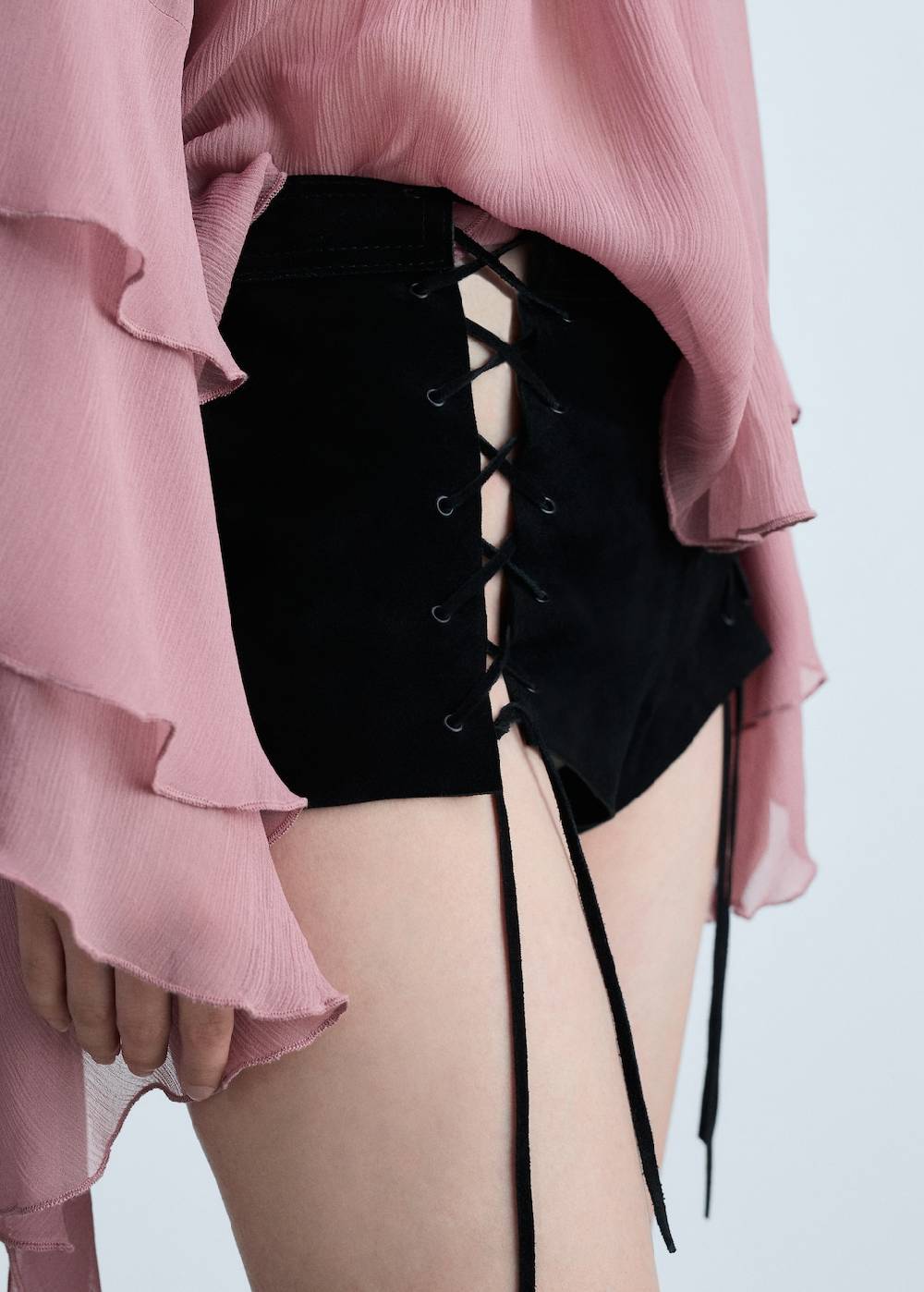 Mango Shorts Mit Schlitz Und Schleifen