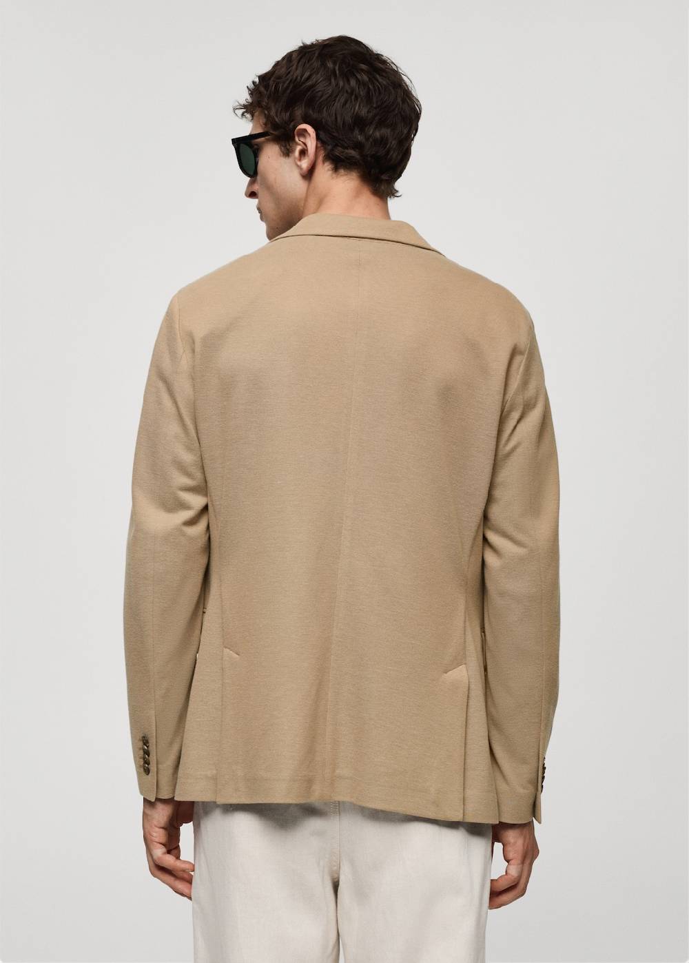 Mango Slim Fit Blazer mit Mikrostruktur