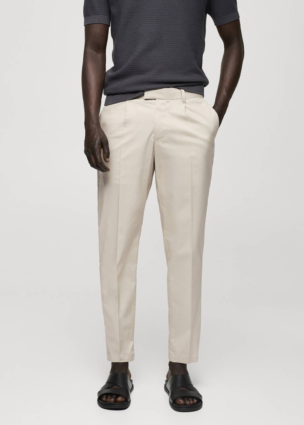 Mango Slim Fit-Bundfaltenhose aus Baumwolle