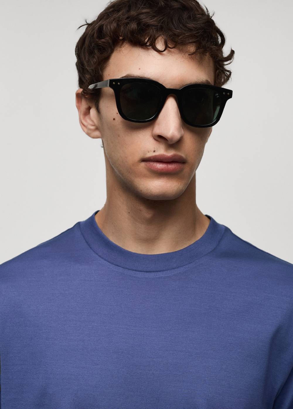 Mango Slim-Fit-T-Shirt Aus 100 % Baumwolle