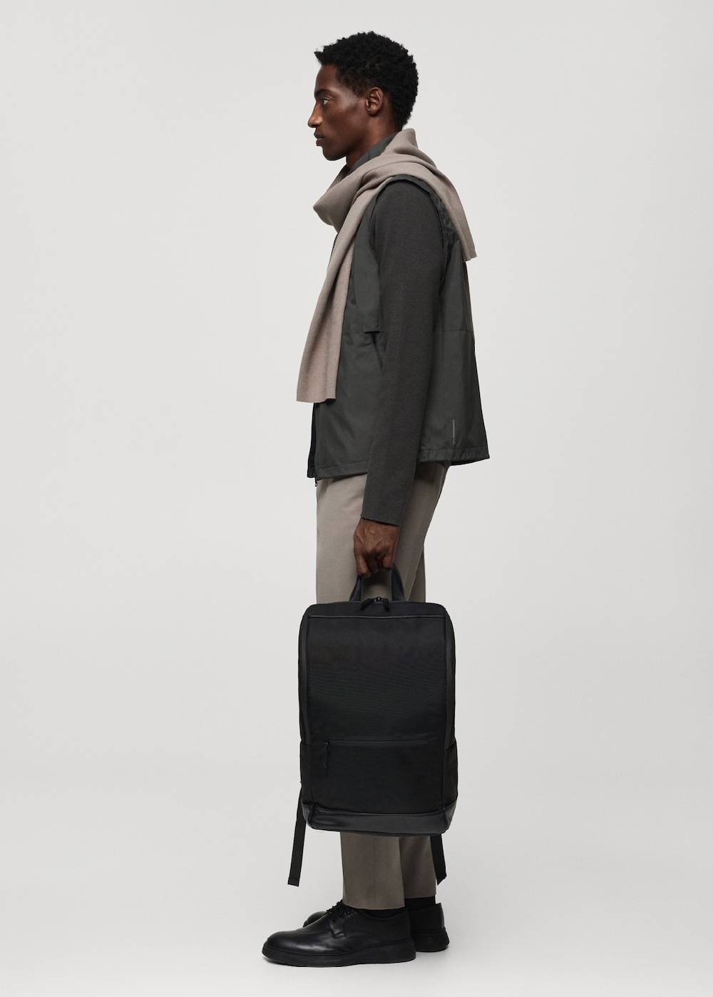 Mango Wasserabweisende Weste Mit Geradem Schnitt