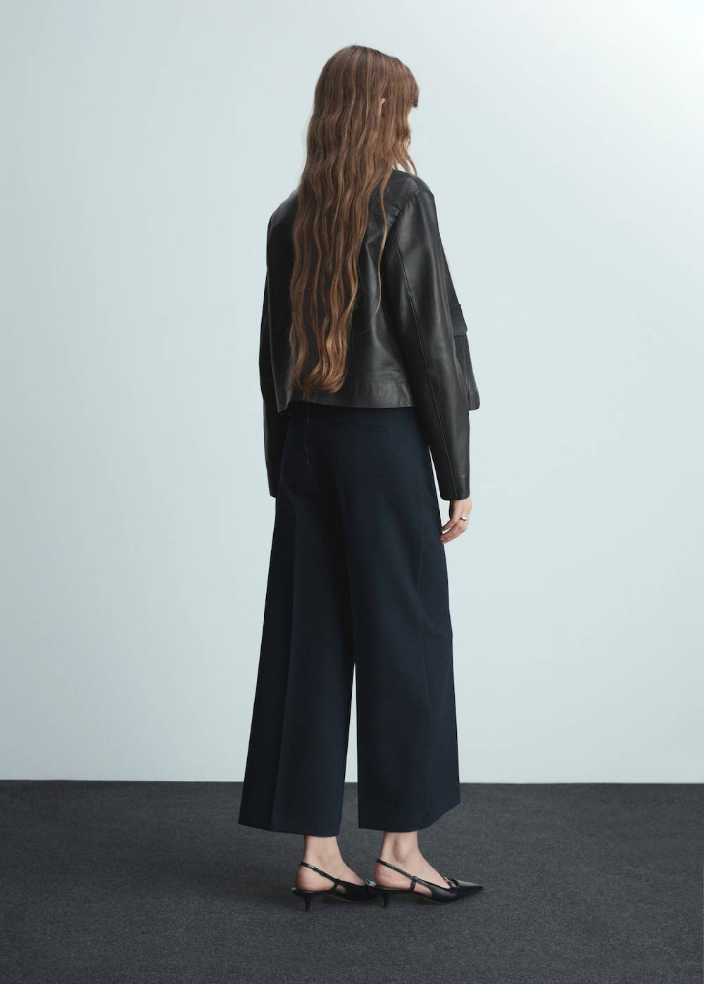 Mango Wideleg-Bundfaltenhose