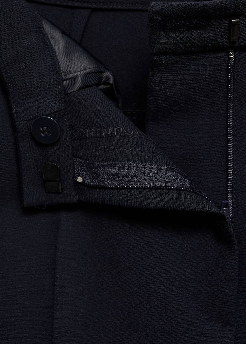 Mango Wideleg-Bundfaltenhose