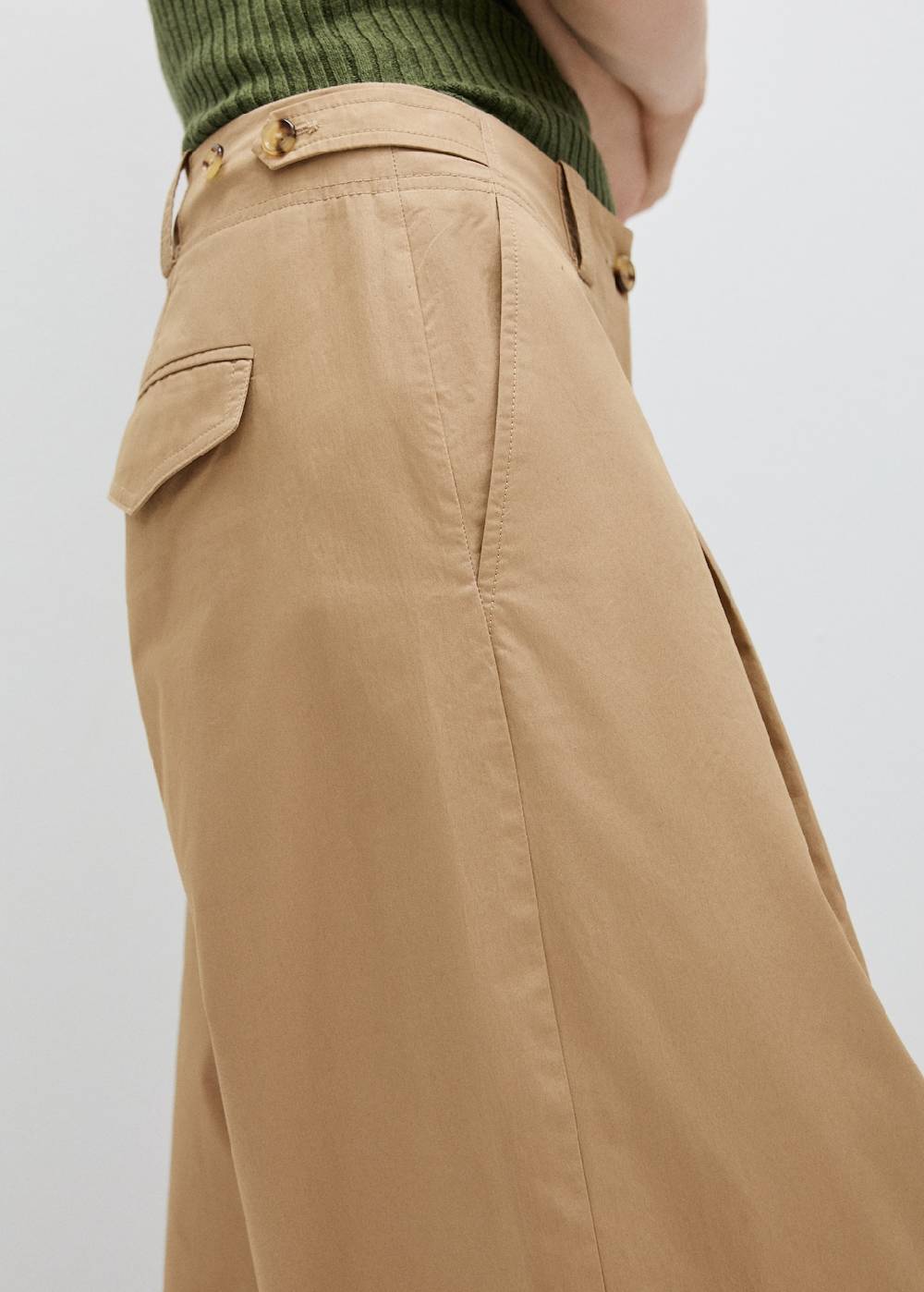 Mango Wideleg-Bundfaltenhose