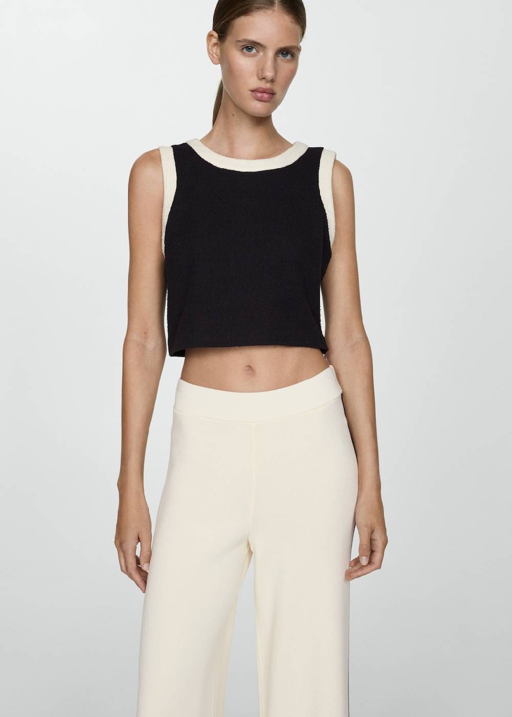 Mango Strickhose Mit Kontrastierenden Seitenstreifen