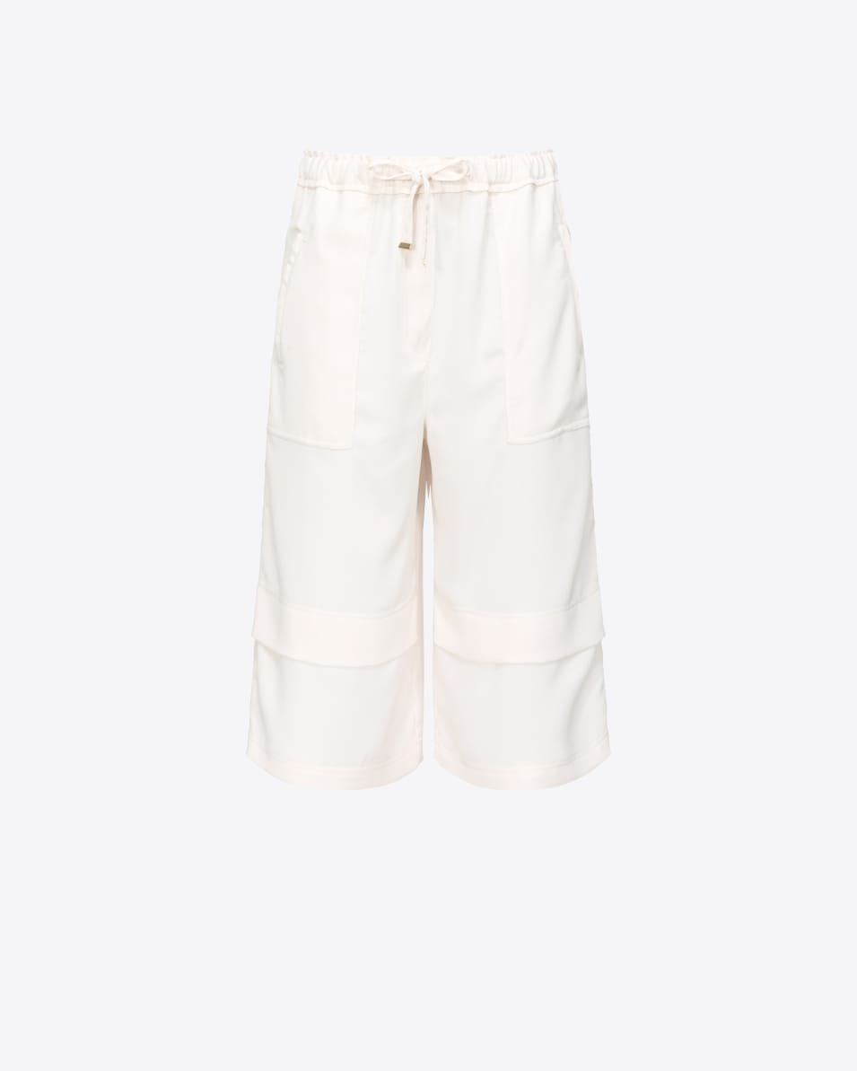 Pinko Bermudashorts aus mattem Satin und Georgette