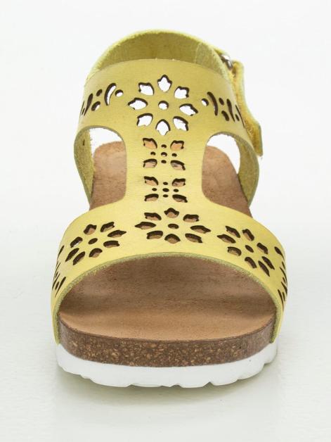 Naturläufer Bio-Keilsandale Mit Lasercut Im Blumenmuster Artikelnummer: 1828696.00001