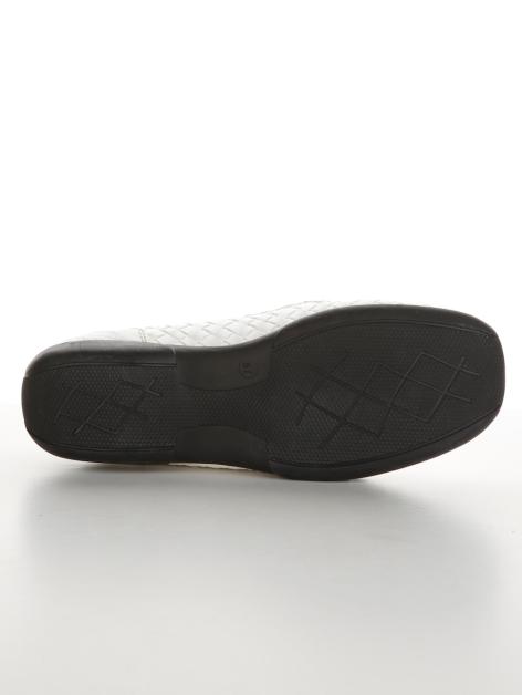 Naturläufer Mokassin Mit Wunderschöner Schmuckkette Artikelnummer: 1807314