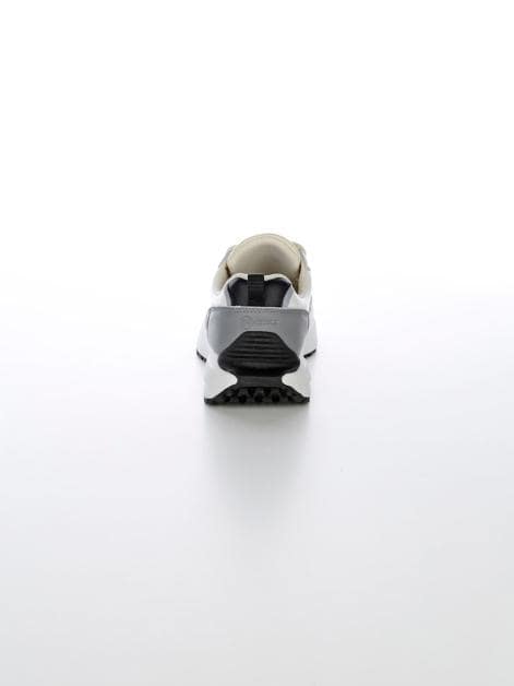 24 Hours Schnürschuh In Sportiver Farbkombination Artikelnummer: 1892417