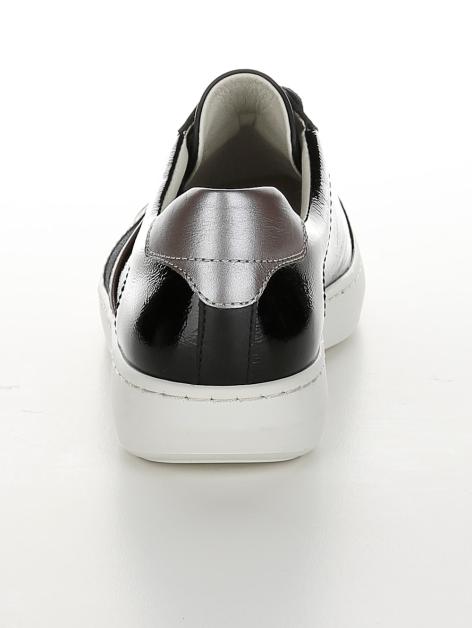 Naturläufer Schnürschuh Mit Schaftrandpolsterung Artikelnummer: 1808646