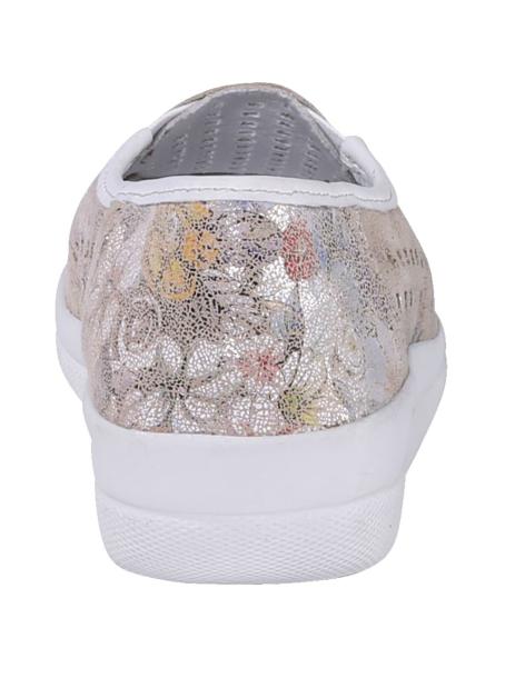 Naturläufer Slipper Mit Sommerlich Luftigen Durchbrüchen Artikelnummer: 1508976