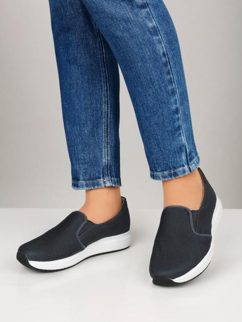 Vamos Active Sportschuh Mit Seitlichen Elastikeinsätzen Artikelnummer: 1807203