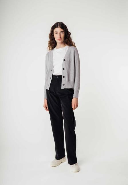 Melawear Damen Basic V-Neck Feinstrick Cardigan SURINA