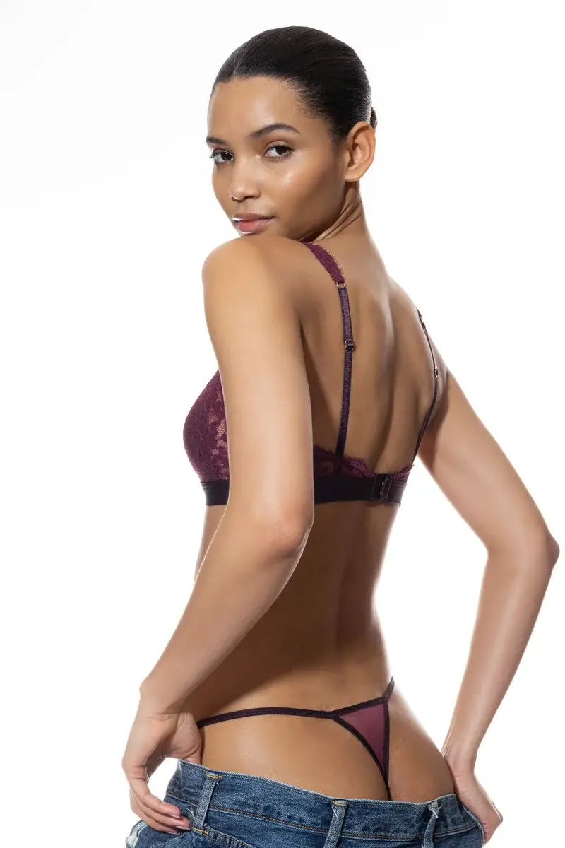 Merxx String Serie Poetry Vogue