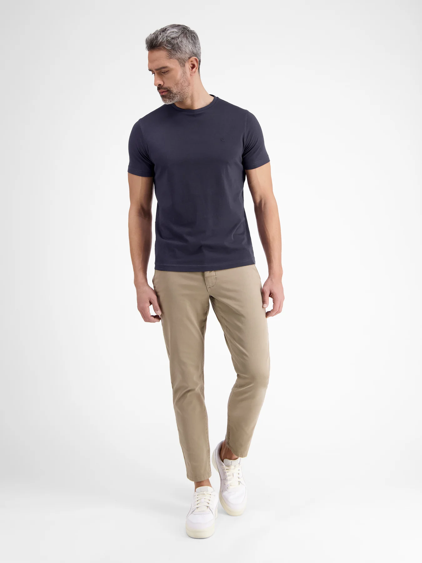 Lerros 2003000 KLASSIEK HEREN-T-SHIRT ME RONDE HALS (480 NAVY)