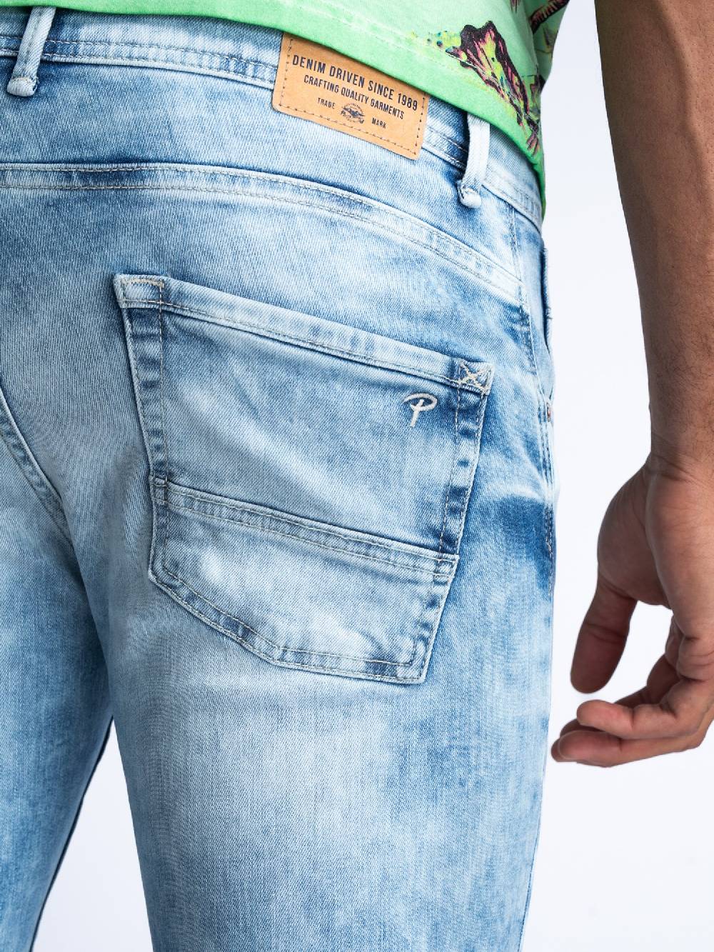 Petrol BLIZZARD DENIM SHORT RELAXED FIT M-1040-SHO003 (light Indigo 5713)